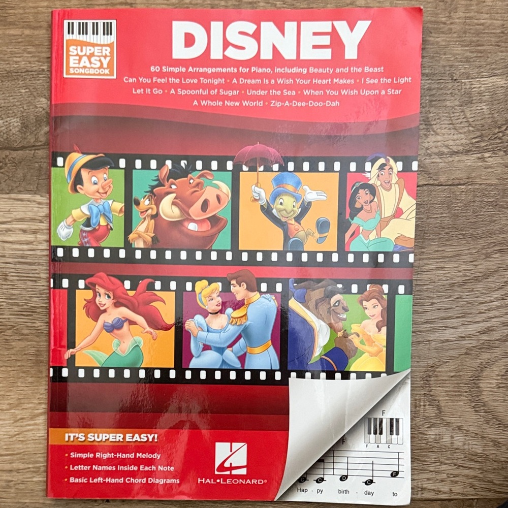Disney Piano Songbook (super easy)
